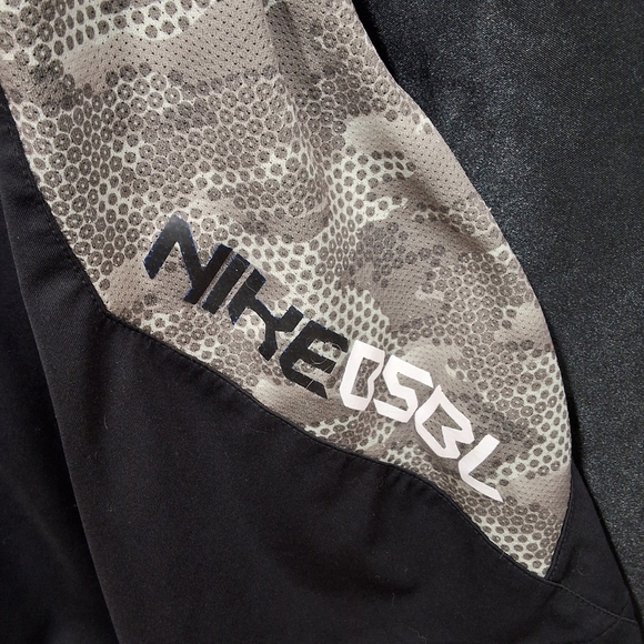 Nike Dri-FIT Authentic Performance Apparel - Picture 6 of 14